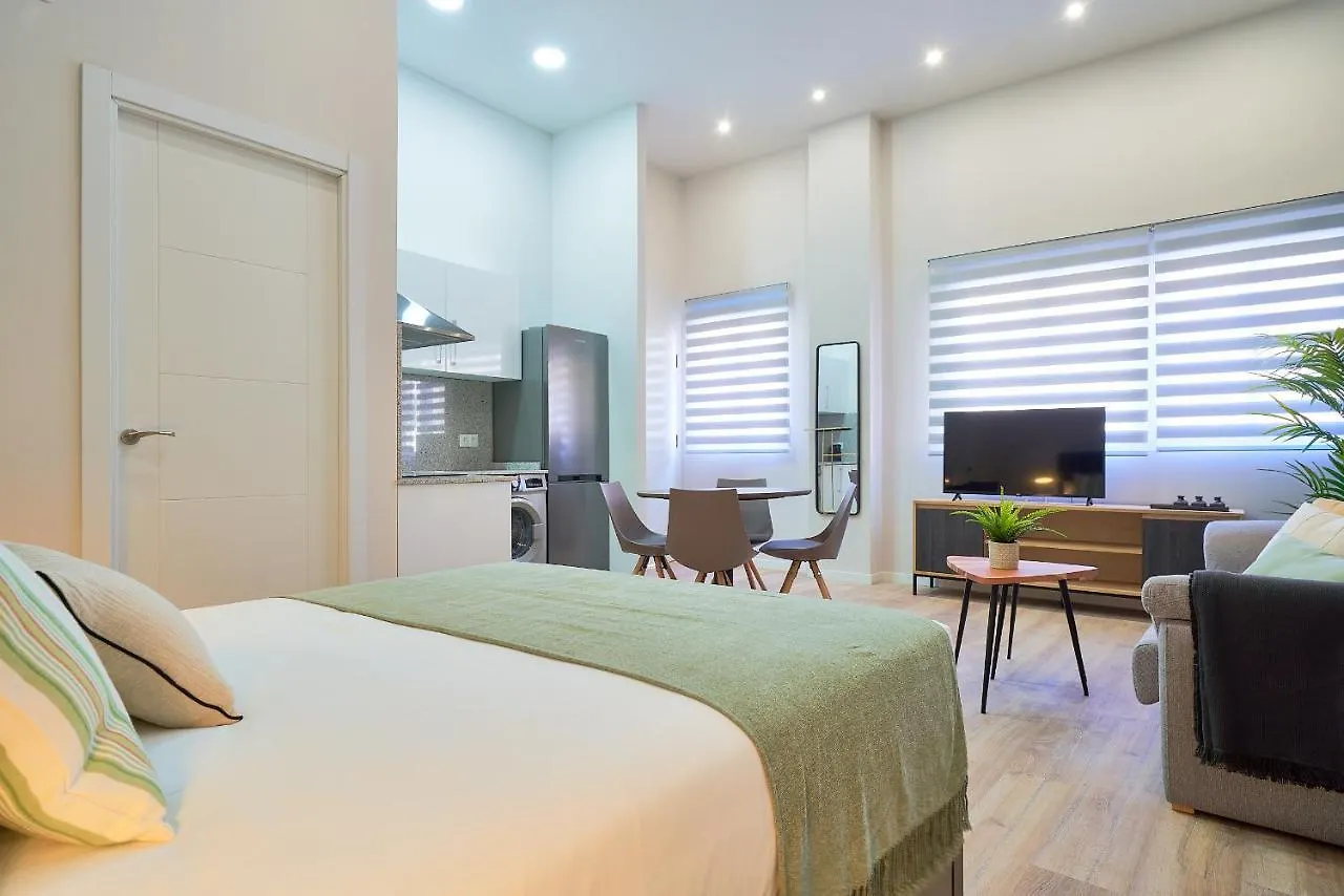 Apartment Del Parque Flats Estudio Capuchinos Malaga
