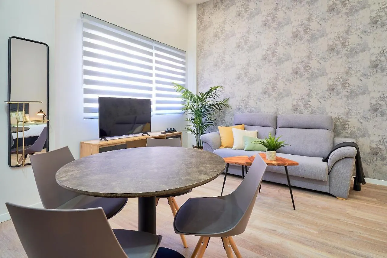 Del Parque Flats Estudio Capuchinos Malaga