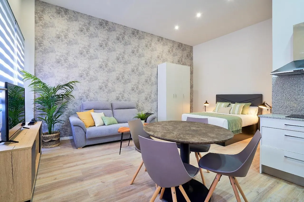Apartment Del Parque Flats Estudio Capuchinos Malaga Spain