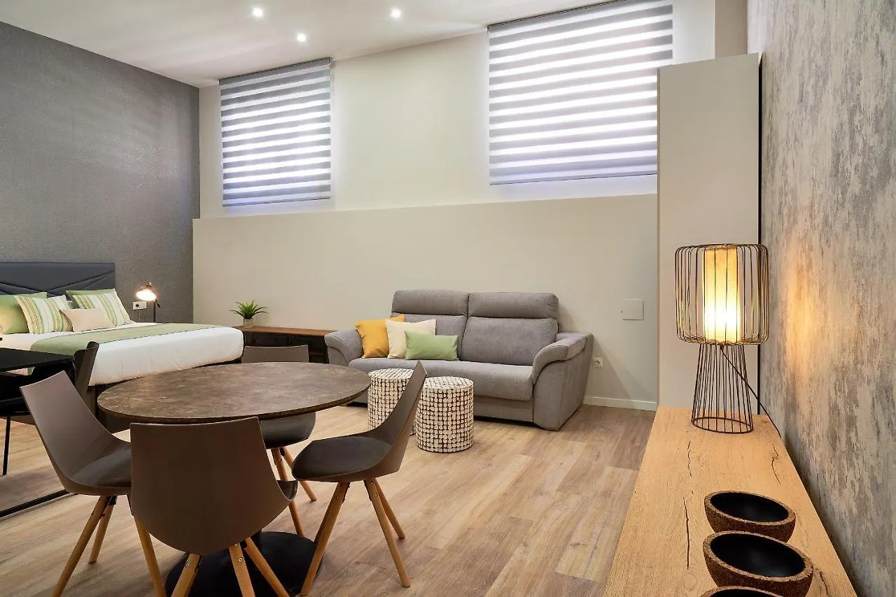 Apartment Del Parque Flats Estudio Capuchinos Malaga Spain