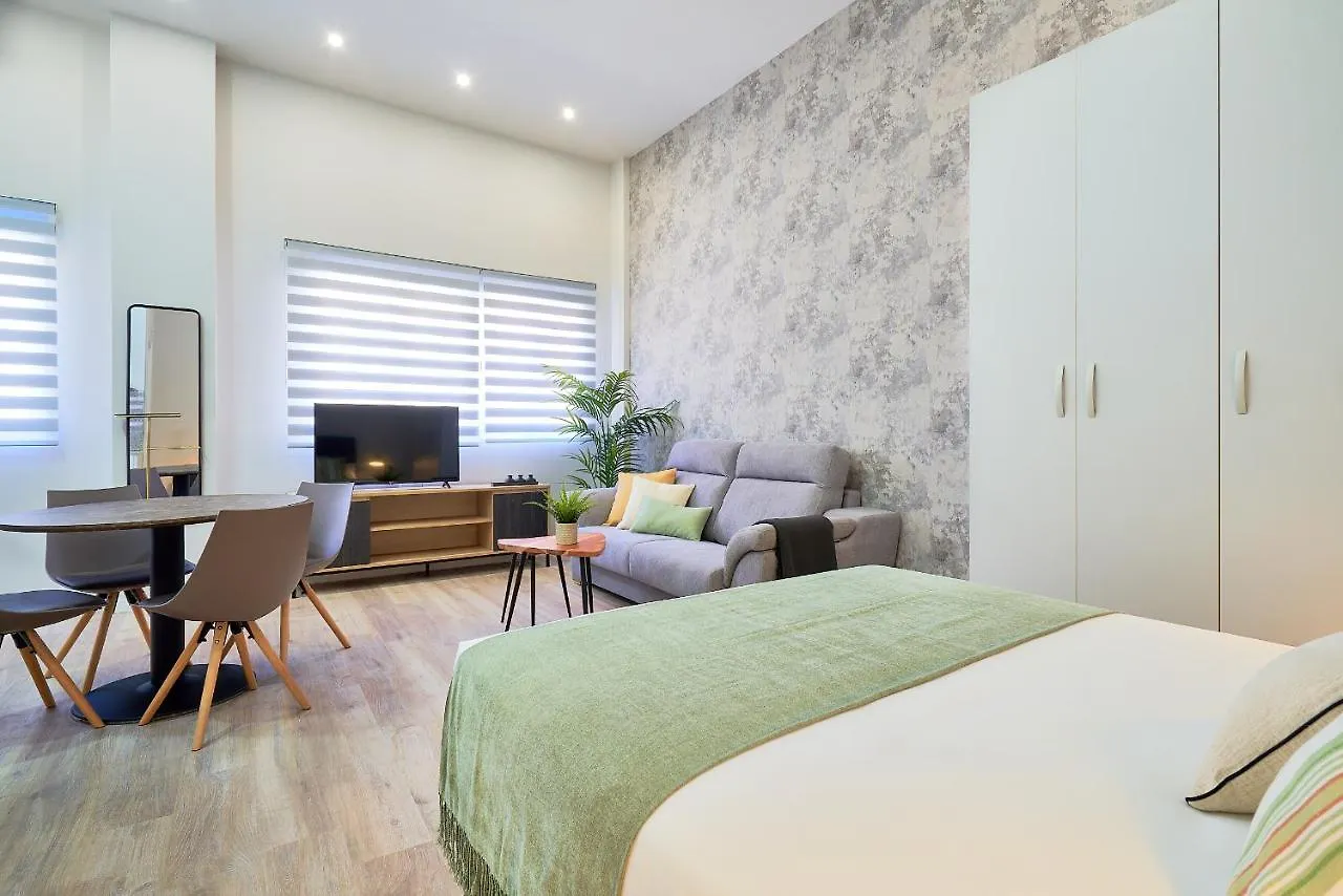 Apartment Del Parque Flats Estudio Capuchinos Malaga